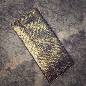 Gold clutch